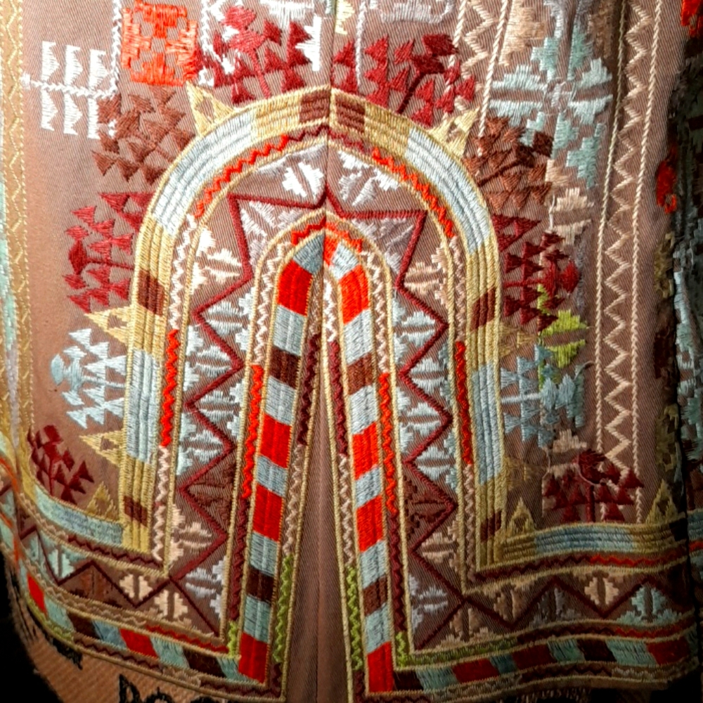 Embroidered Blazer. - Picture 4 of 15